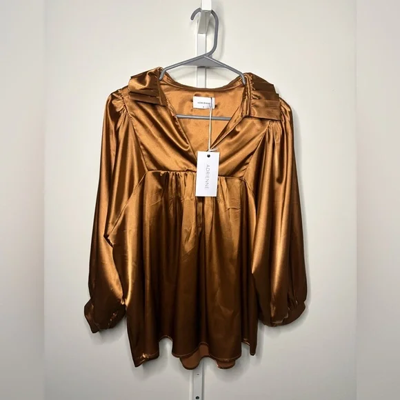 Adrienne Copper Shimmer Blouse S Metallic Satin V-Neck Stretch Top - Picture 5 of 11